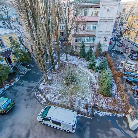 Квартира с джакузи, Золотые, Майдан, Крешатик, Рейтарская 25